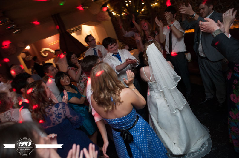 Rustic Romance wedding, coach house brighton, drakes hotel brighton, brighton wedding photographers (121)