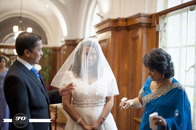 london marriott hotel county hall wedding (47)