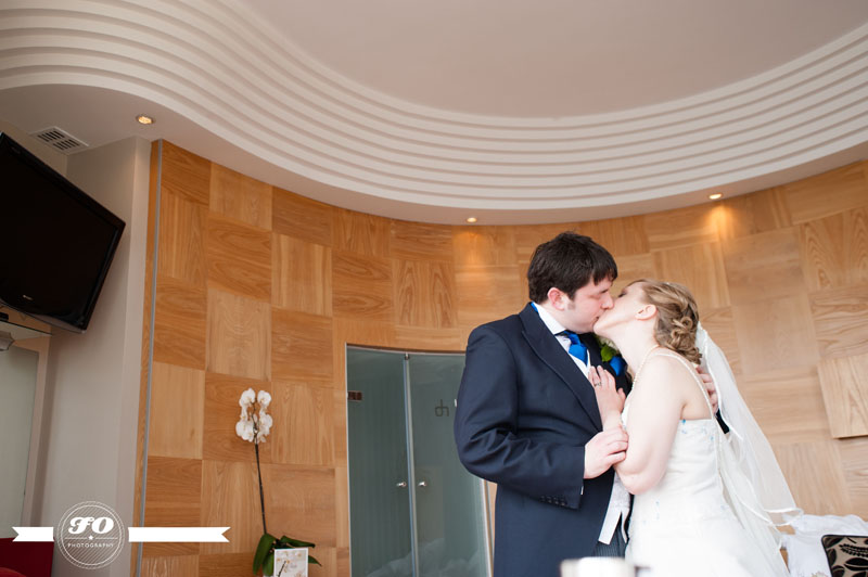 Rustic Romance wedding, coach house brighton, drakes hotel brighton, brighton wedding photographers (93)