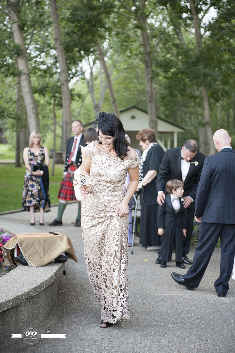 edmonton wedding photographers, fort edmonton park wedding photographers, gold tadashi shoji wedding dress (19)