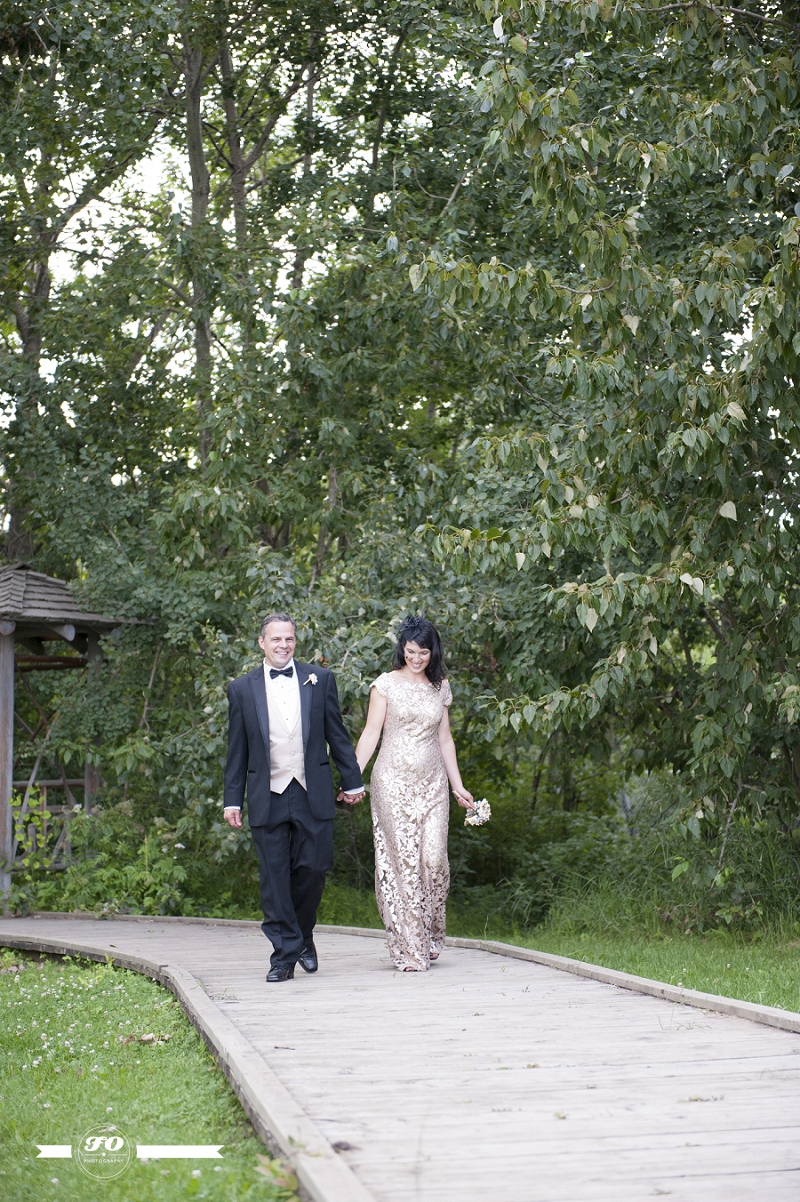 edmonton wedding photographers, fort edmonton park wedding photographers, gold tadashi shoji wedding dress (10)