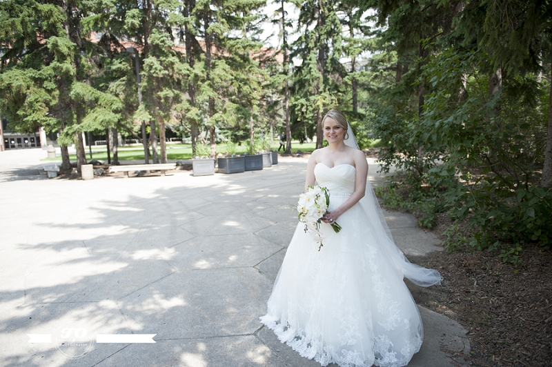 edmonton wedding photographers, university of alberta, whyte avenue church, baby blue ray ban sunglasses, grey baby blue wedding (50)