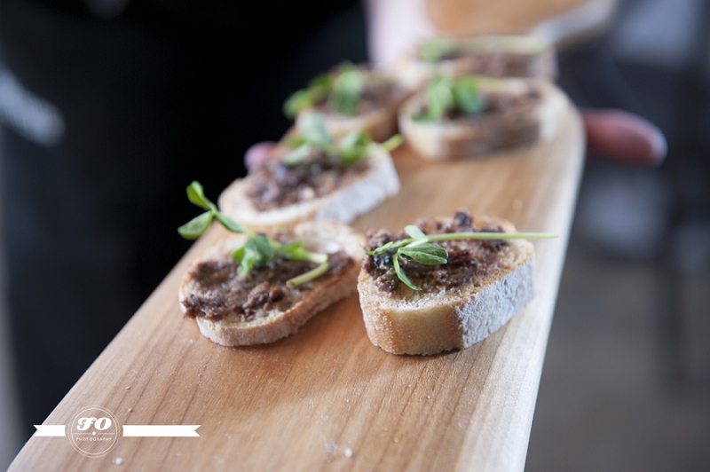 fophotography, edmonton wedding photographers, edmonton event photographers, d'elle event and design, culina family, iconoclast koffiehuis, tickled floral (22)