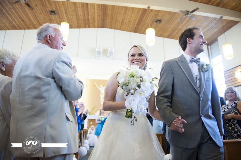 Wedding Wednesday | Blue, white & Ray Ban Edmonton wedding
